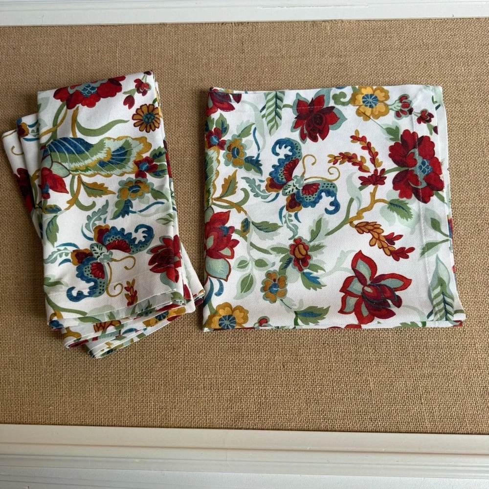 Williams Sonoma Butterfly Floral Multicolor Napkins, Set of 4